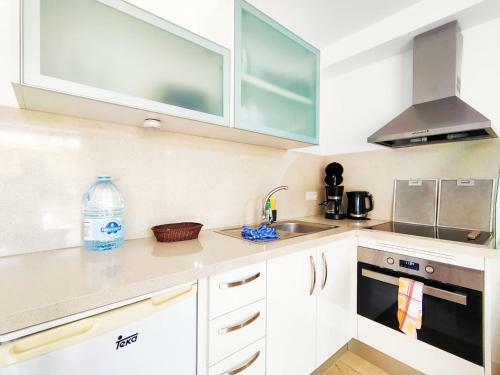 Apartamento de Lujo Con Acceso Directo A La Playa San Agustin