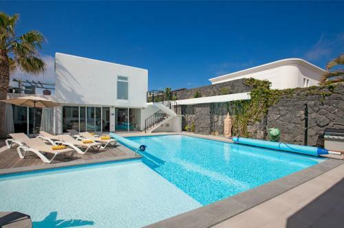 Casa Terrero Dos - 6 Bedroom Villa - Heated Pool - Pool Table - Jacuzzi - Separate Annex