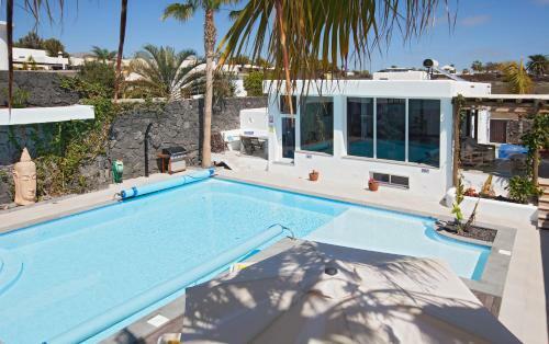 Casa Terrero Dos - 6 Bedroom Villa - Heated Pool - Pool Table - Jacuzzi - Separate Annex
