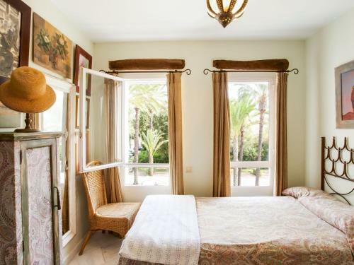 Pretty Apartment In San Roque Near River