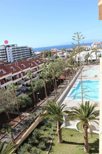 Superb Seaview Apartment In Playa de Las Americas