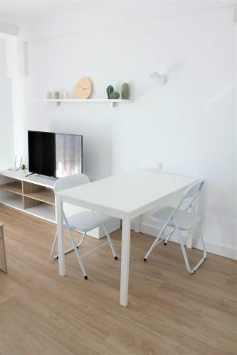 Superb Seaview Apartment In Playa de Las Americas