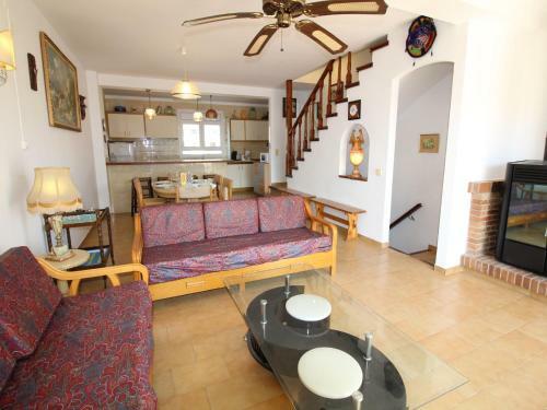 Cozy Holiday Home In Empuriabrava With Terrace