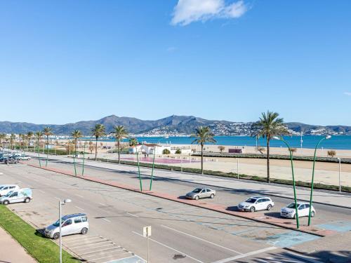 Cozy Apartment With Communal Pool In Empuriabrava Spain