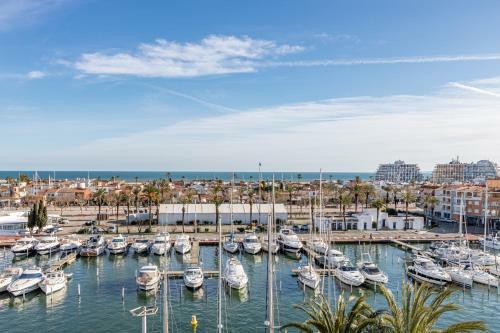 Apart-rent Duplex Port Grec 5�