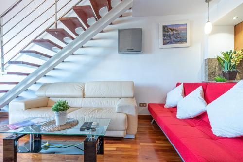 Apart-rent Duplex Port Grec 5�
