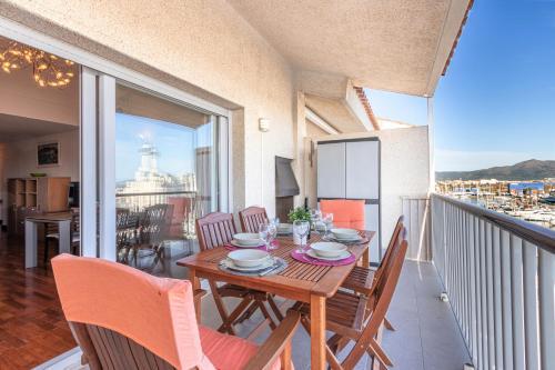 Apart-rent Duplex Port Grec 5�