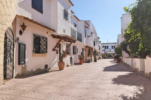 Peni 168 Empuriabrava