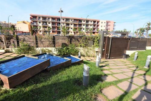 Apartamento Con Piscina Y Vistas Al Mar Ref 154