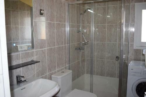 Casa Con Amarre Privado Ref 214