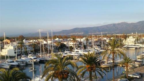 Apartamento Estudio Vistas Marina Y Mar Ref 295