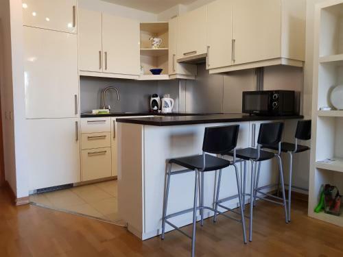 Apartamento Iguazu Yumbo - Two Bedroom Apt