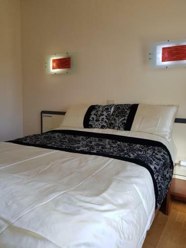 Apartamento Iguazu Yumbo - Two Bedroom Apt
