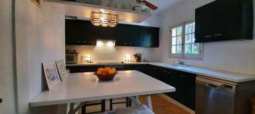 G3 - Chalet Con Gran Porche Y Piscina Privada