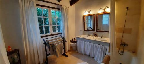 G3 - Chalet Con Gran Porche Y Piscina Privada