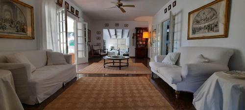 G3 - Chalet Con Gran Porche Y Piscina Privada