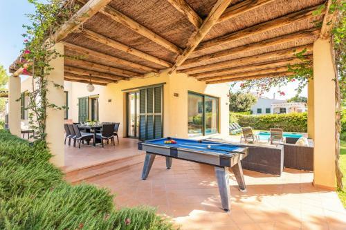 Marita 4 Bedroom Villa, Cala Galdana