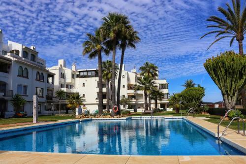 Lets In The Sun Los Flamingos Apartment