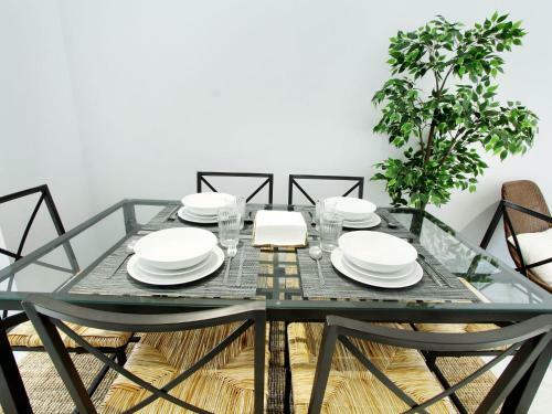 Appealing Holiday Home In Las Lagunas de Mijas With Pool