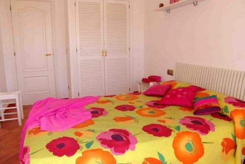 Coma-ruga Villa Sleeps 8 Pool