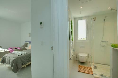 Cala D'or Villa Sleeps 6 With Pool And Air Con