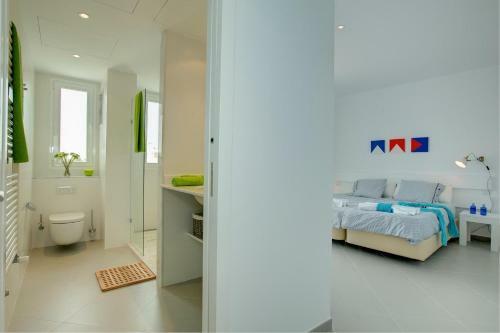 Cala D'or Villa Sleeps 6 With Pool And Air Con
