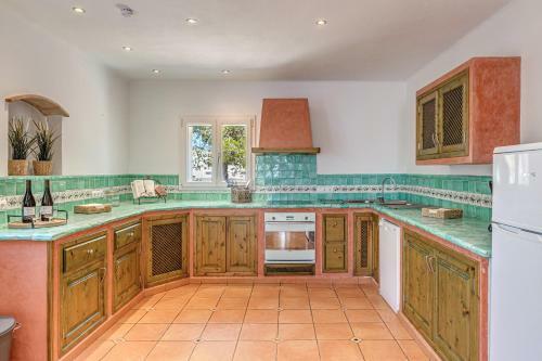 Villa Es Ratol�