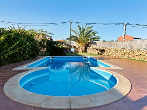 Spacious Holiday Home In Antigua With Swimming Pool