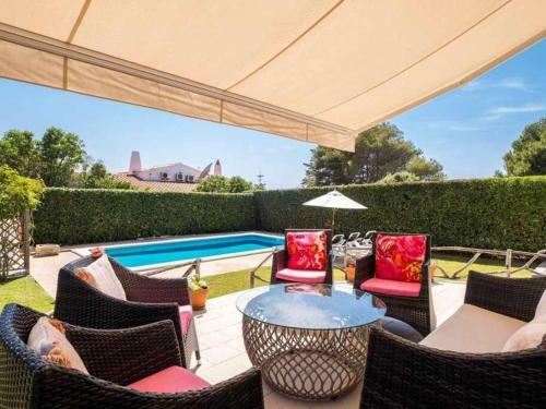 Villa Jarama Elegante Chalet Moderno Cerca de La Playa