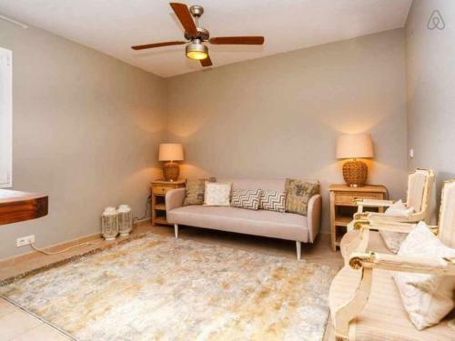 Villa Jarama Elegante Chalet Moderno Cerca de La Playa