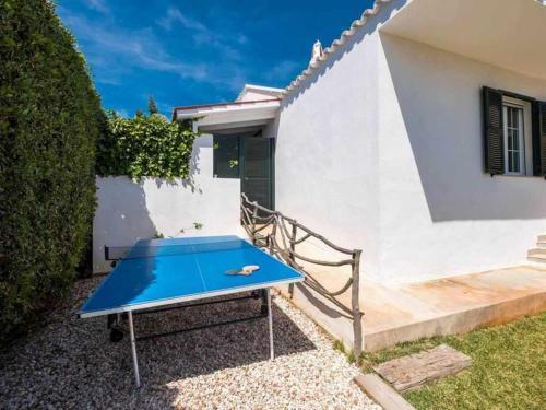 Villa Jarama Elegante Chalet Moderno Cerca de La Playa