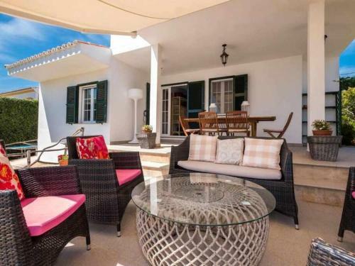 Villa Jarama Elegante Chalet Moderno Cerca de La Playa