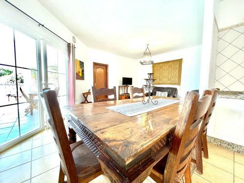 Villa Con Piscina Privada Y Terraza En Lanzarote
