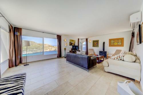 Villa Carbon Blanco