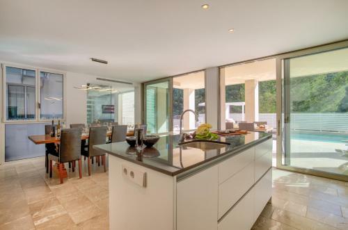 Extravagant Pollensa Villa Casa Lesplendor 4 Bedrooms Pool Table Modern Design