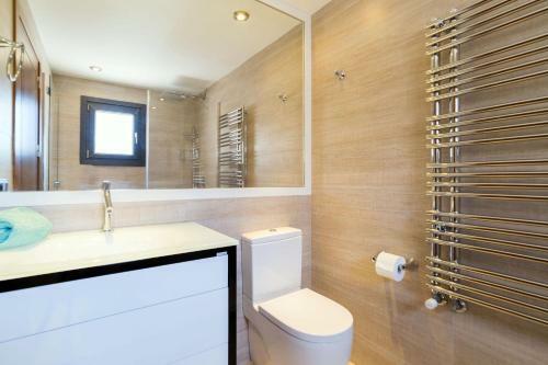 Sant Vicent de Sa Cala Villa Sleeps 8 Pool Air Con
