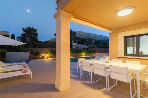 Sant Vicent de Sa Cala Villa Sleeps 8 Pool Air Con