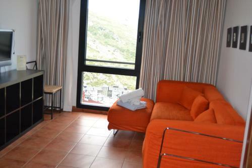 Monte Oiz Apartments A 2/4 Pax. Asn