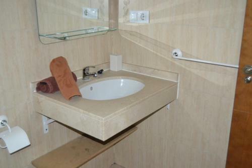 Apartamento Cmodo En Edificio Monte Oiz
