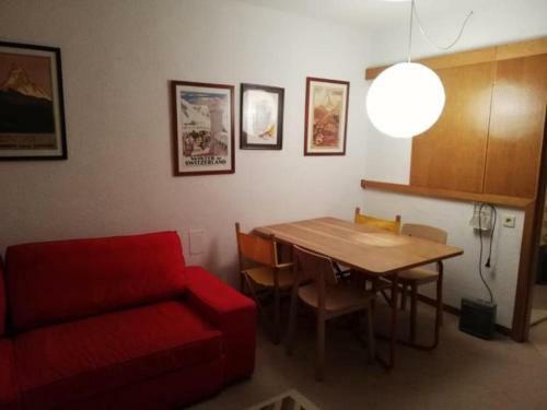 Apartamento Estudio Zona Media Baja Con Garaje