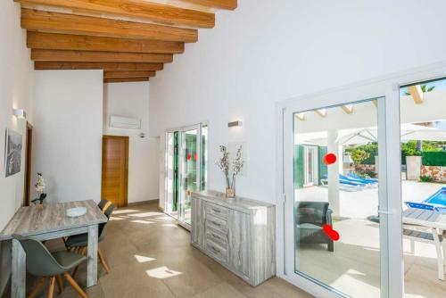 Cap D'artrutx Villa Sleeps 6 Pool Air Con Wifi