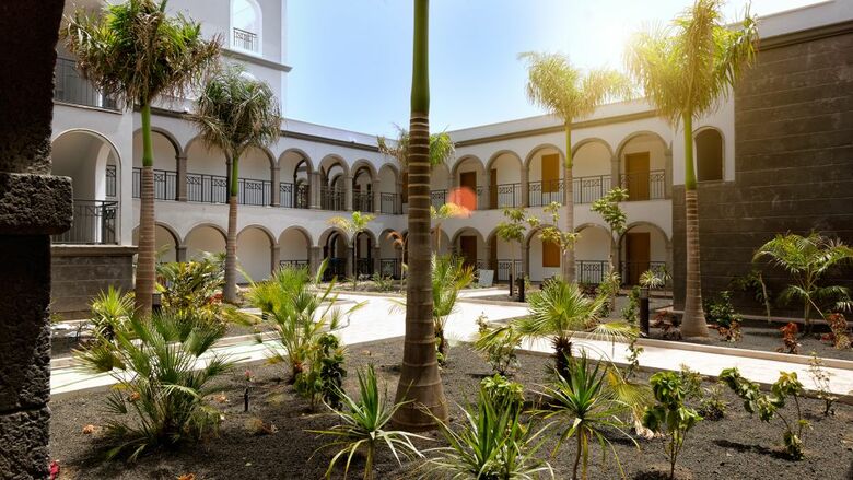 Hotel Royal Palm Resort & Spa - Adults Only