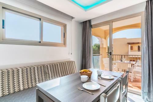 Ferrera Luxe Apartmento 712
