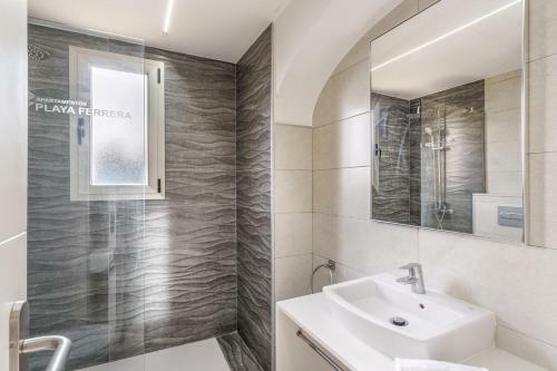 Ferrera Luxe Apartamento 813