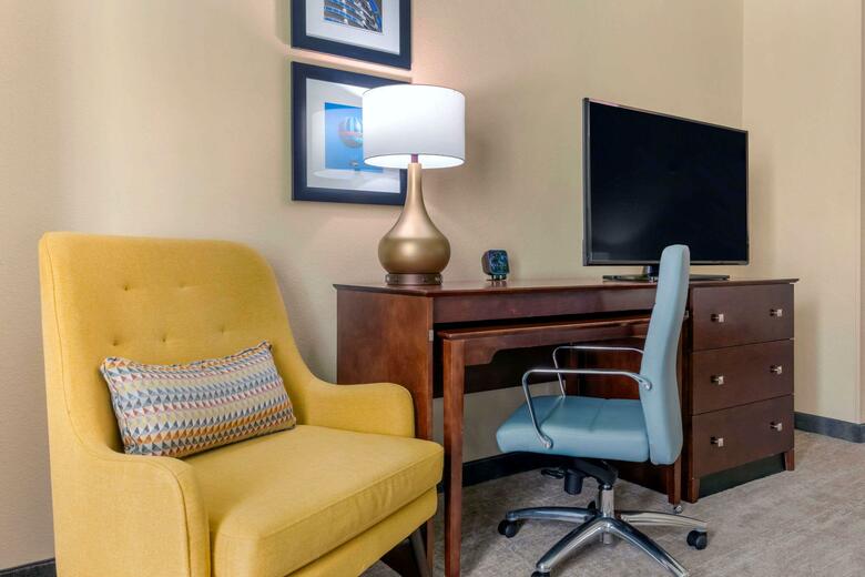 Hotel Comfort Suites Universal Studios Area