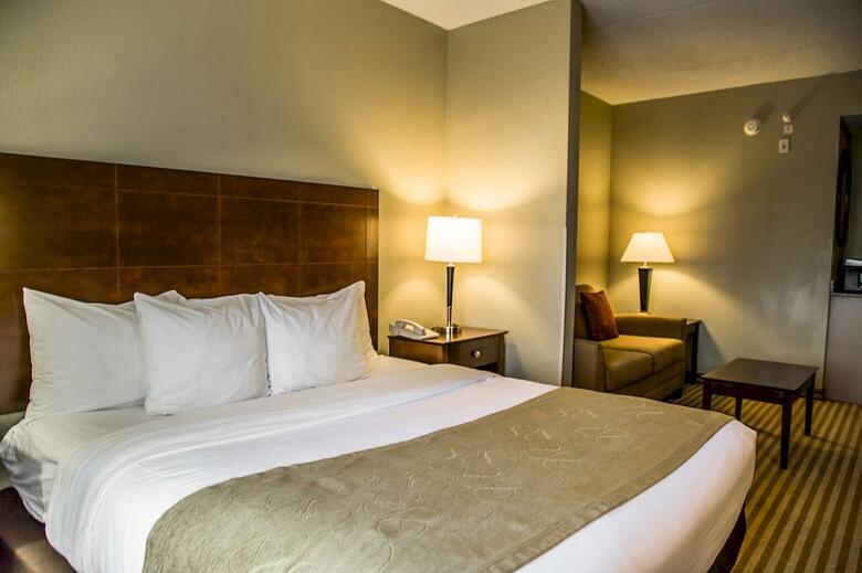 Hotel Comfort Suites Universal Studios Area