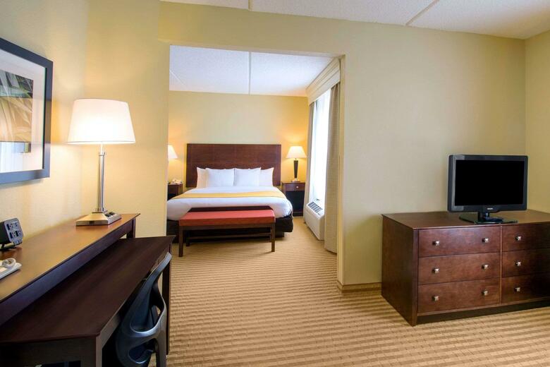 Hotel Comfort Suites Universal Studios Area
