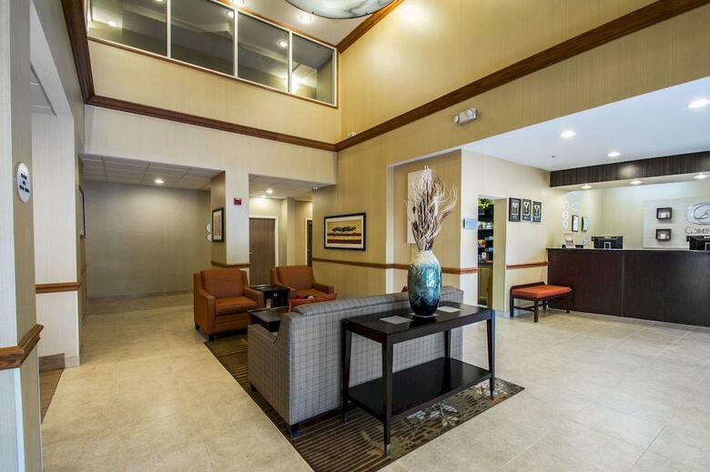 Hotel Comfort Suites Universal Studios Area