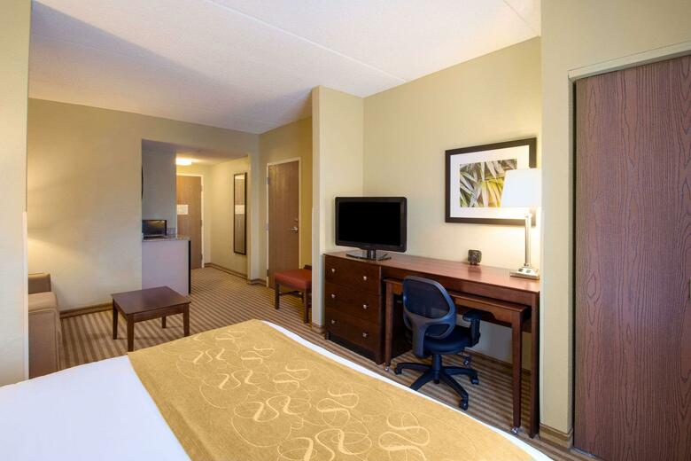 Hotel Comfort Suites Universal Studios Area