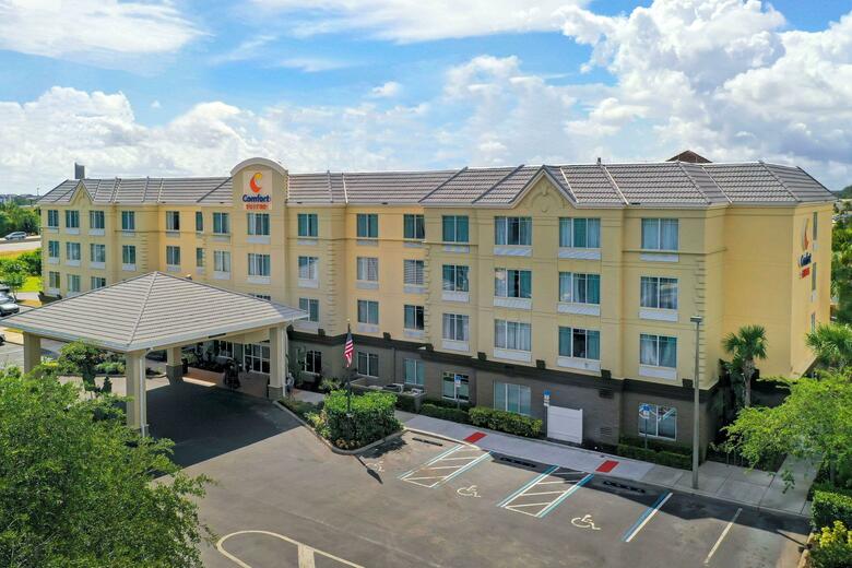 Hotel Comfort Suites Universal Studios Area